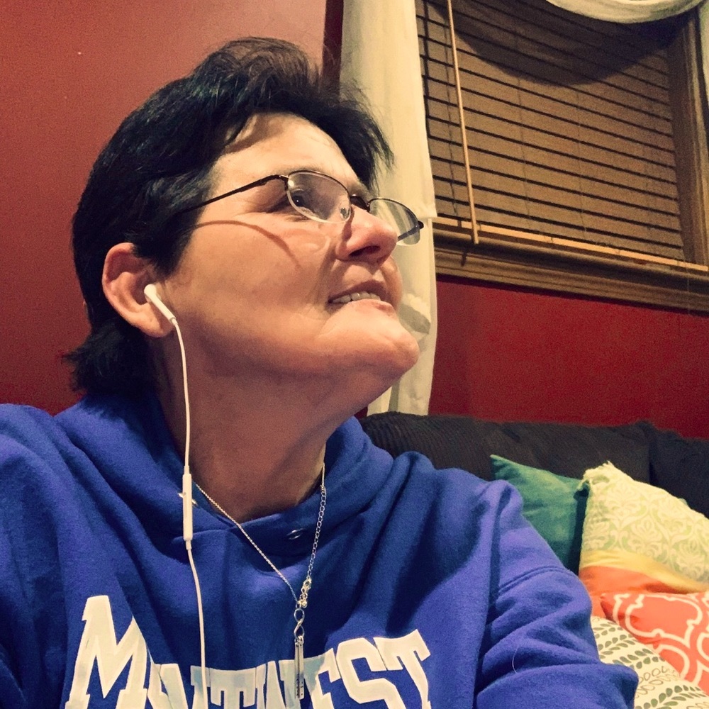 Meet your Posher, Amy